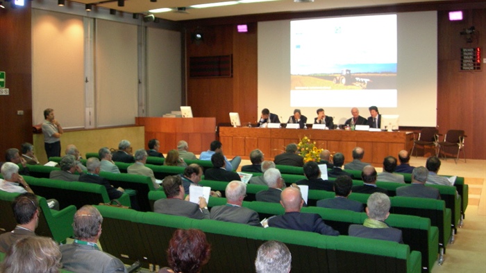 Agricoltura: a L&rsquo;Aquila Seminario internazionale Mcl-Feder.Agri-Eza